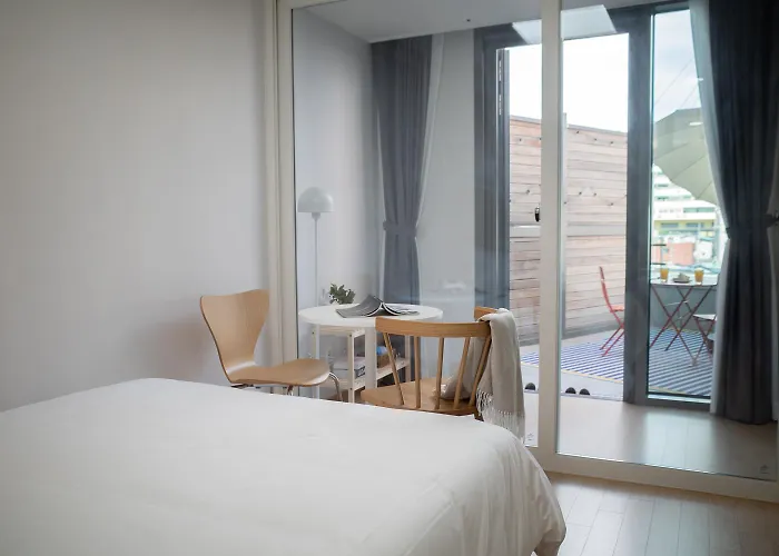 Apartament Urbanstay Myeongdong Seul